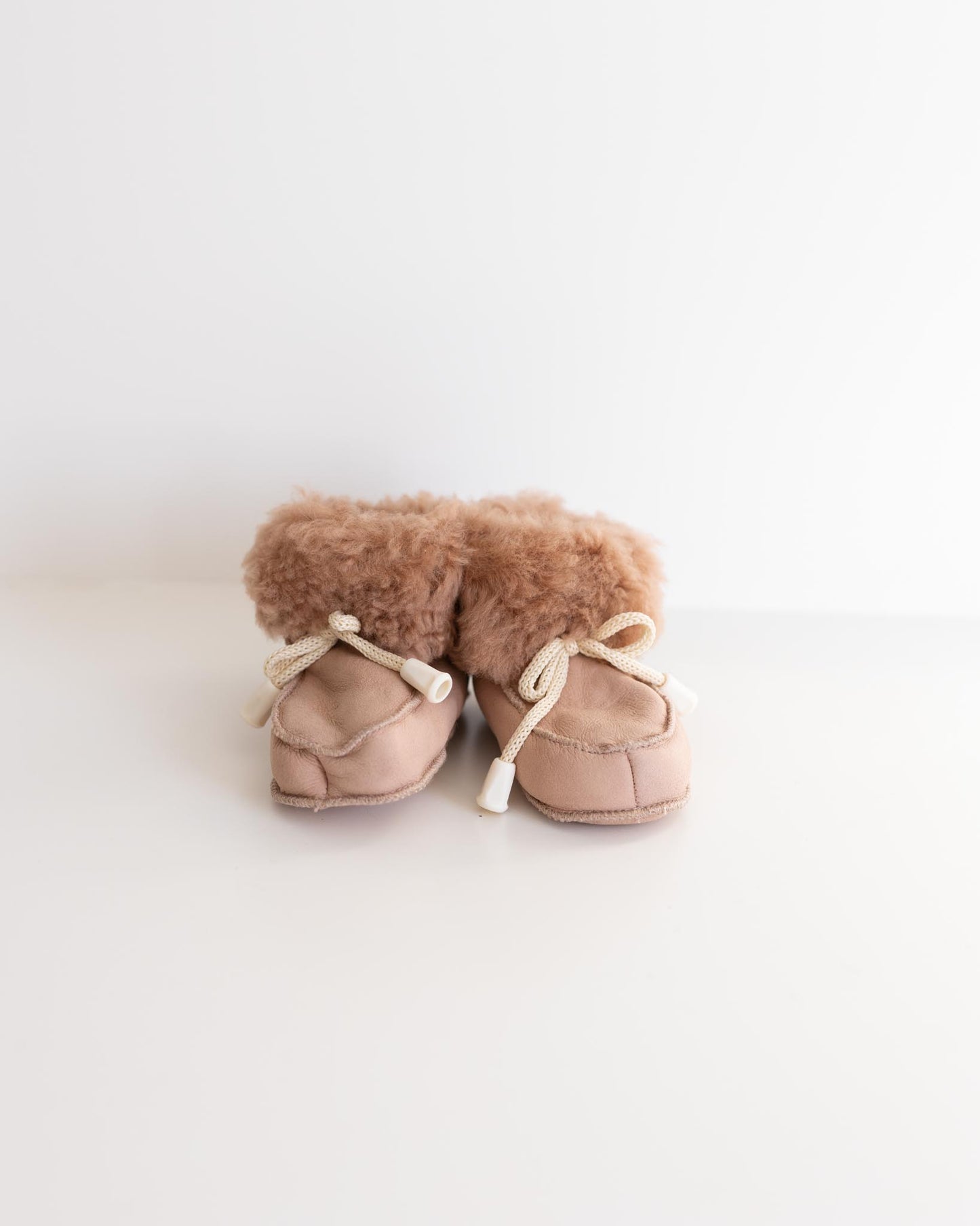 maly moccasin in salt
